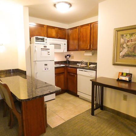 Staybridge Suites Detroit-Novi By Ihg Екстер'єр фото