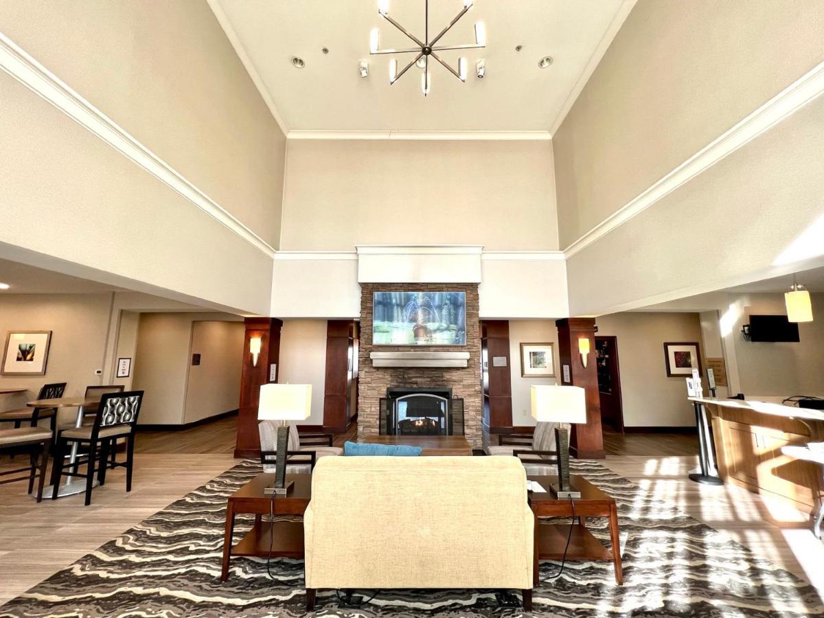 Staybridge Suites Detroit-Novi By Ihg Екстер'єр фото
