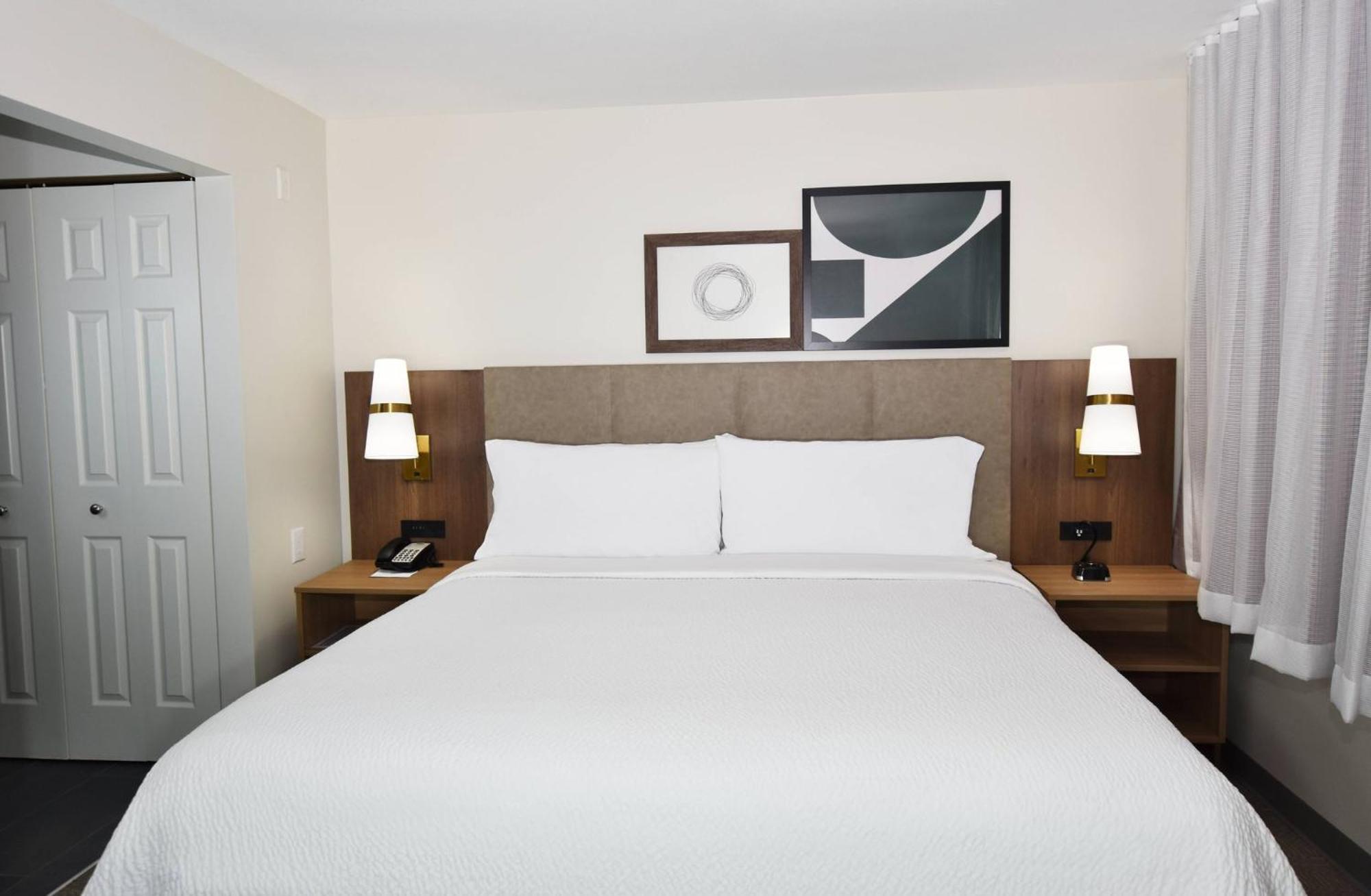 Staybridge Suites Detroit-Novi By Ihg Екстер'єр фото