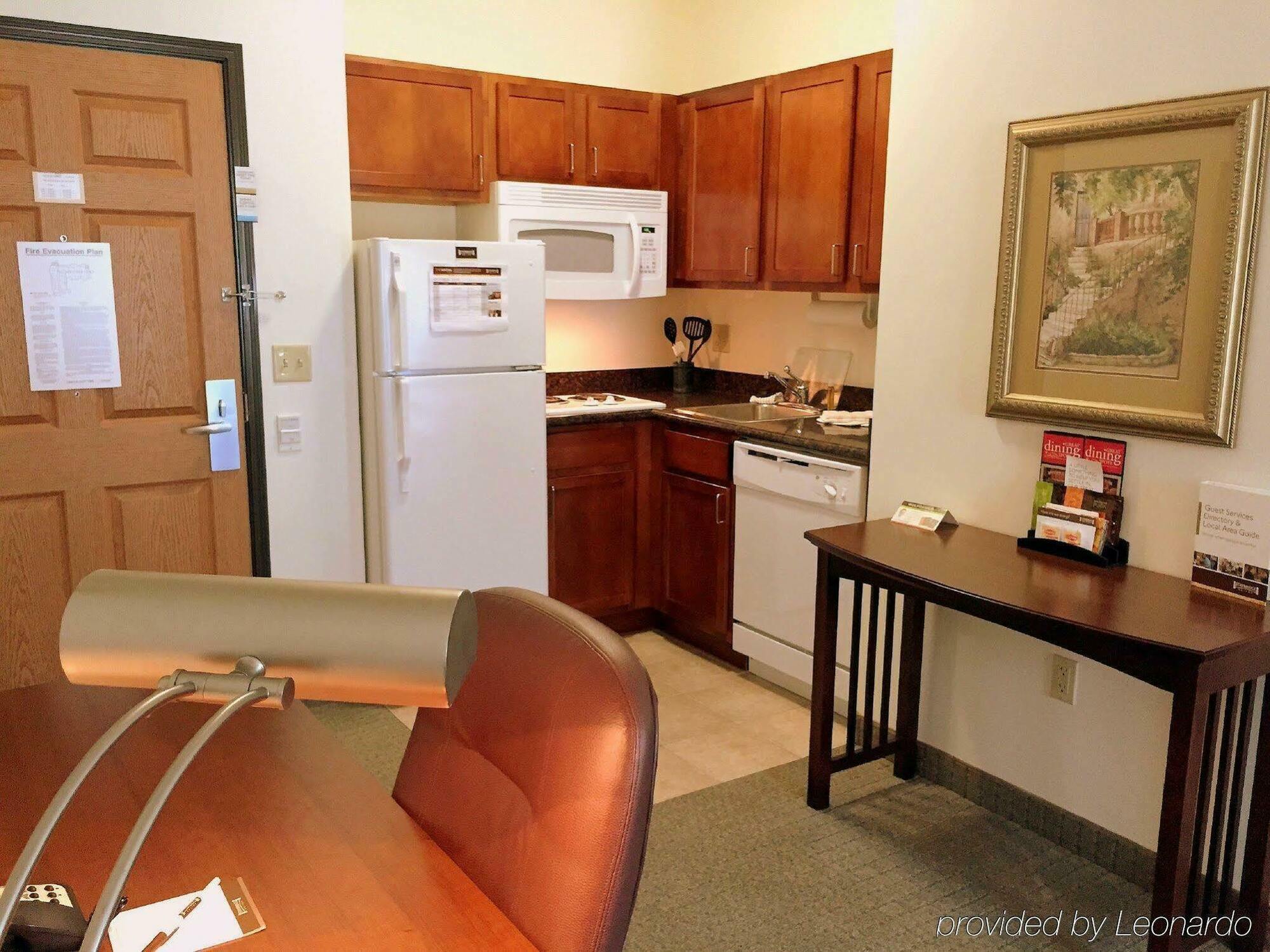 Staybridge Suites Detroit-Novi By Ihg Екстер'єр фото